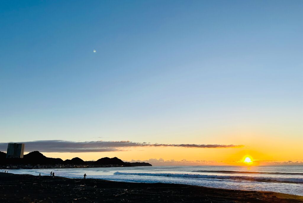 New year sunrise at Awa-kamogawa beach